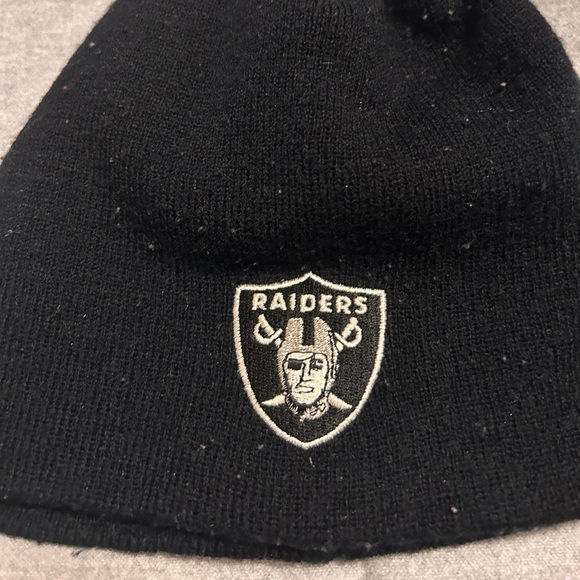 Oakland Raiders Kids Beanie - Picture 3 of 5